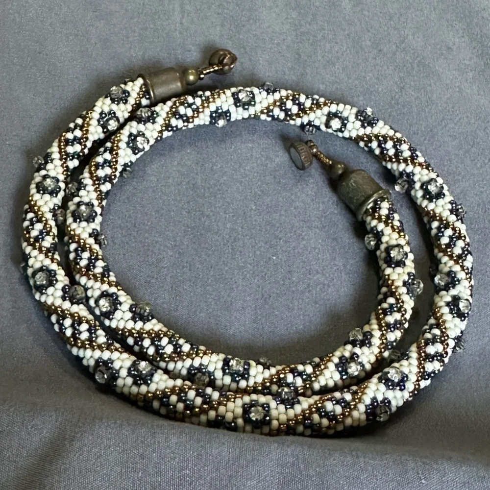 Handmade Beaded Crochet Necklace 21” Cream Blue Bronze Bling Magnetic clasp‎